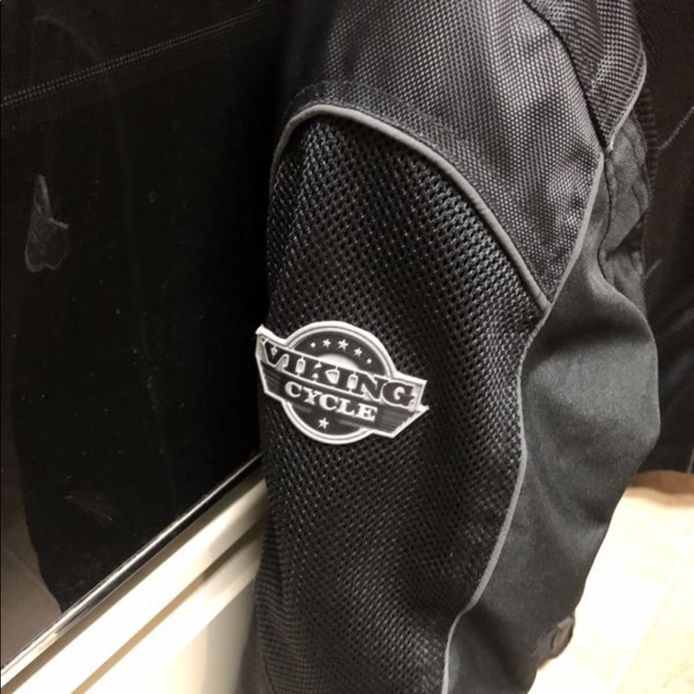 Motorcycle jacket - Picture 5 of 5